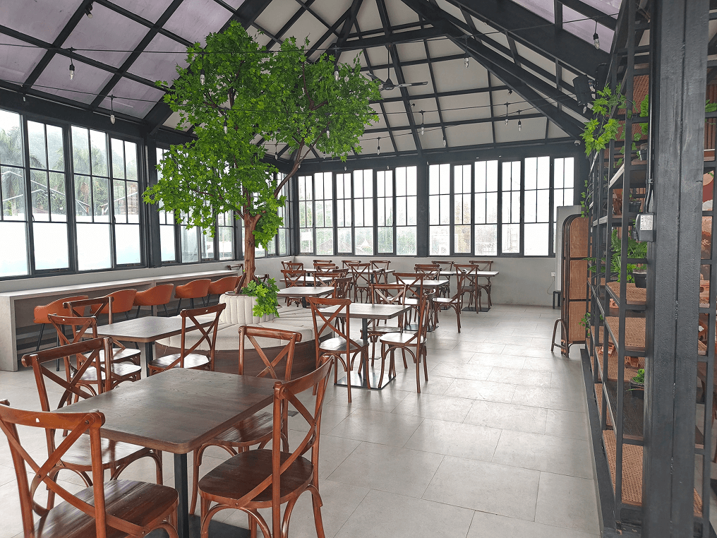 ハンギンググリーンの楽しみ方とは？フェイクグリーンを吊るして空間を彩るメリットを解説